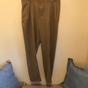 Men’s dress pants. 38x32